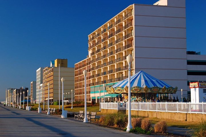 Scavenger Hunt Virginia Beach: Surf, Sand and Sculptures! - Photo 1 of 5